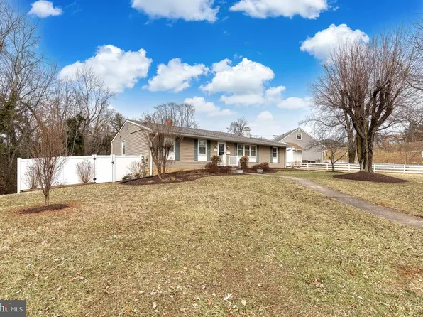 527 S Rolling Rd, Catonsville, MD 21228
