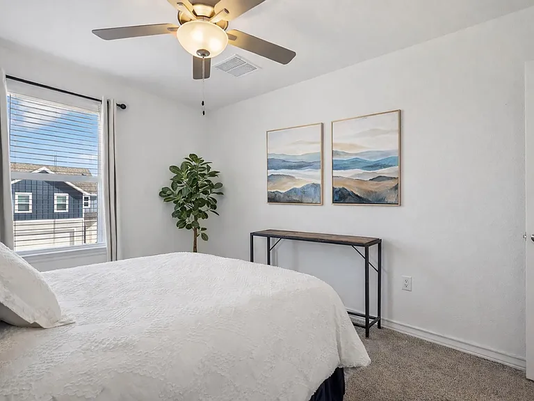 2903 Bronx Dr — Photo 33