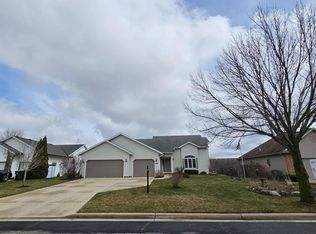 1343 Overlook Pass, Sun Prairie, WI 53590