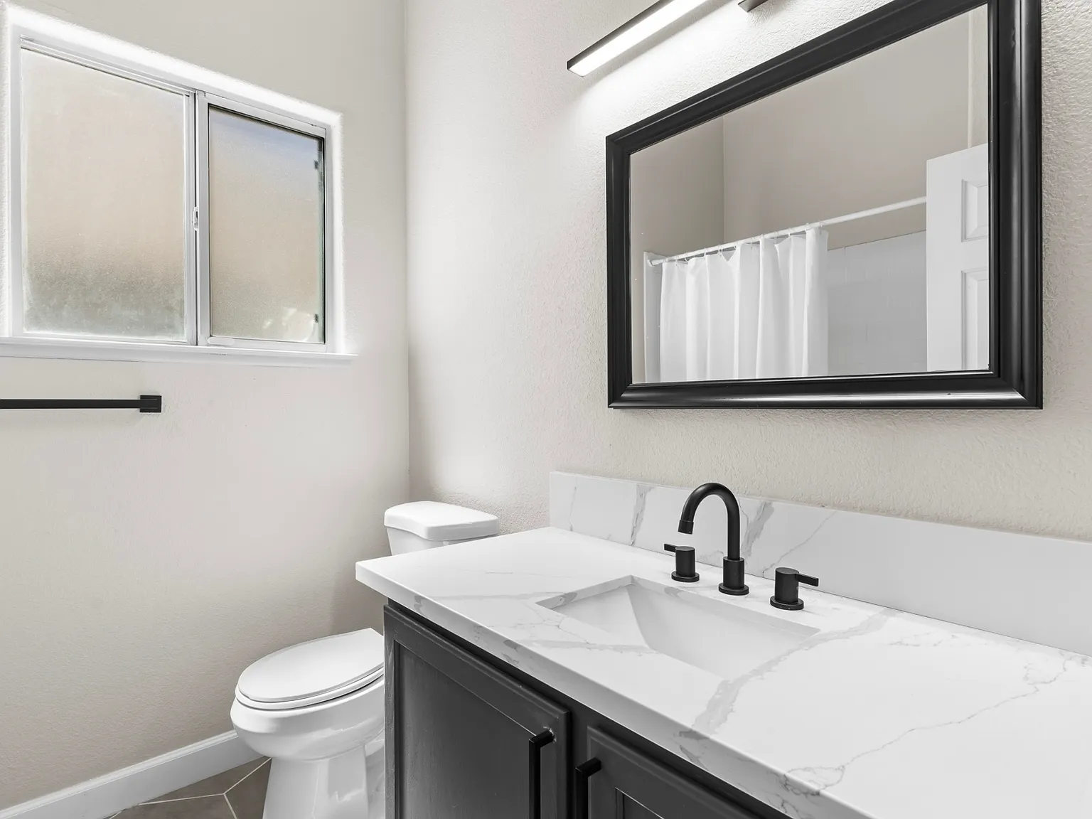 3 bed, 1532 sqft, $2,050 — Photo 4