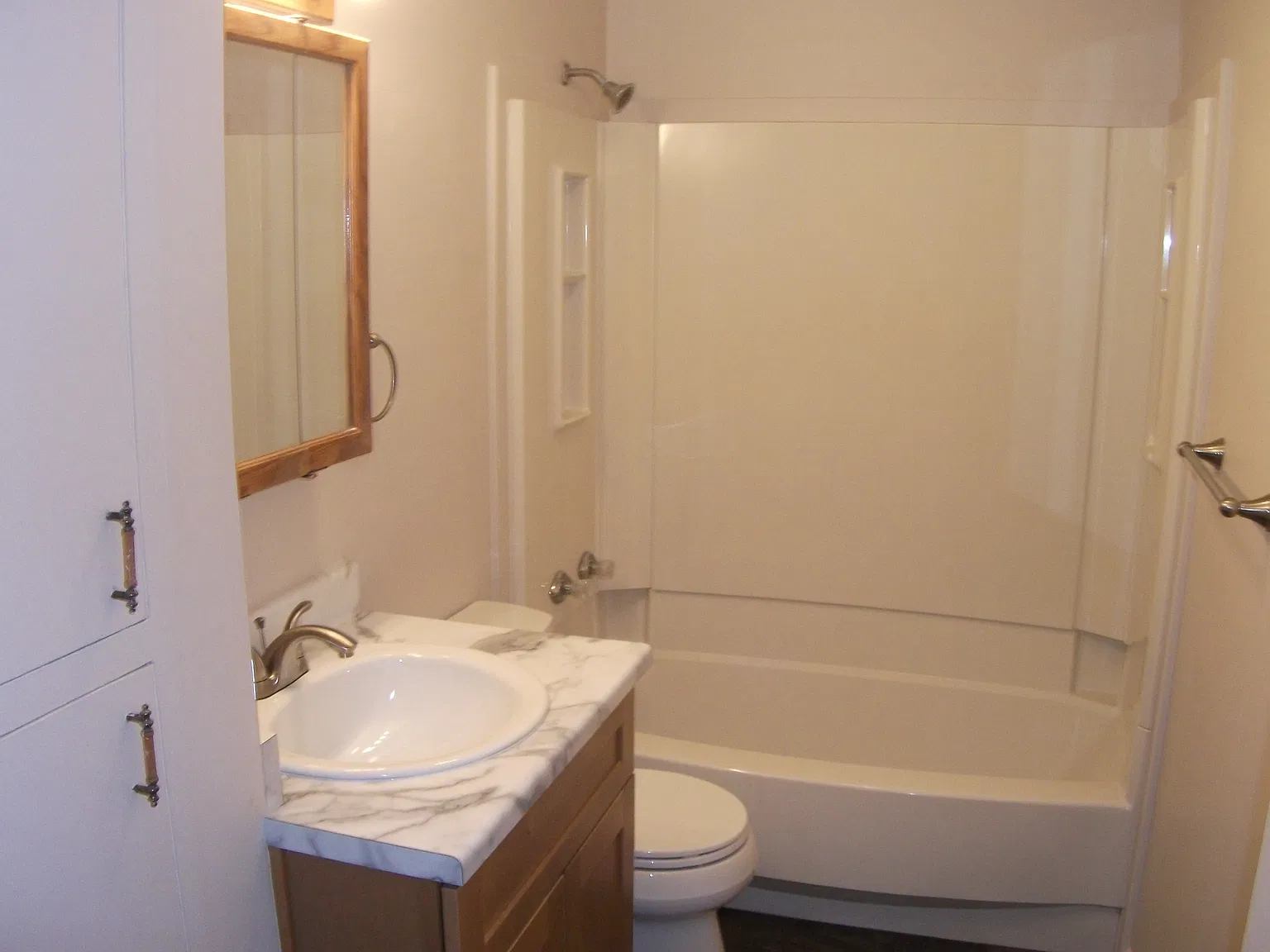 2 bed, $1,200 — Photo 3