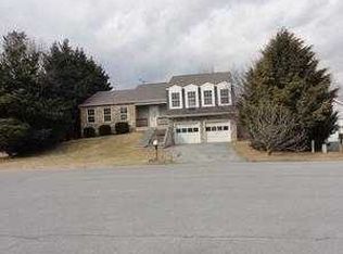 1426 Canterbury Rd, Front Royal, VA 22630