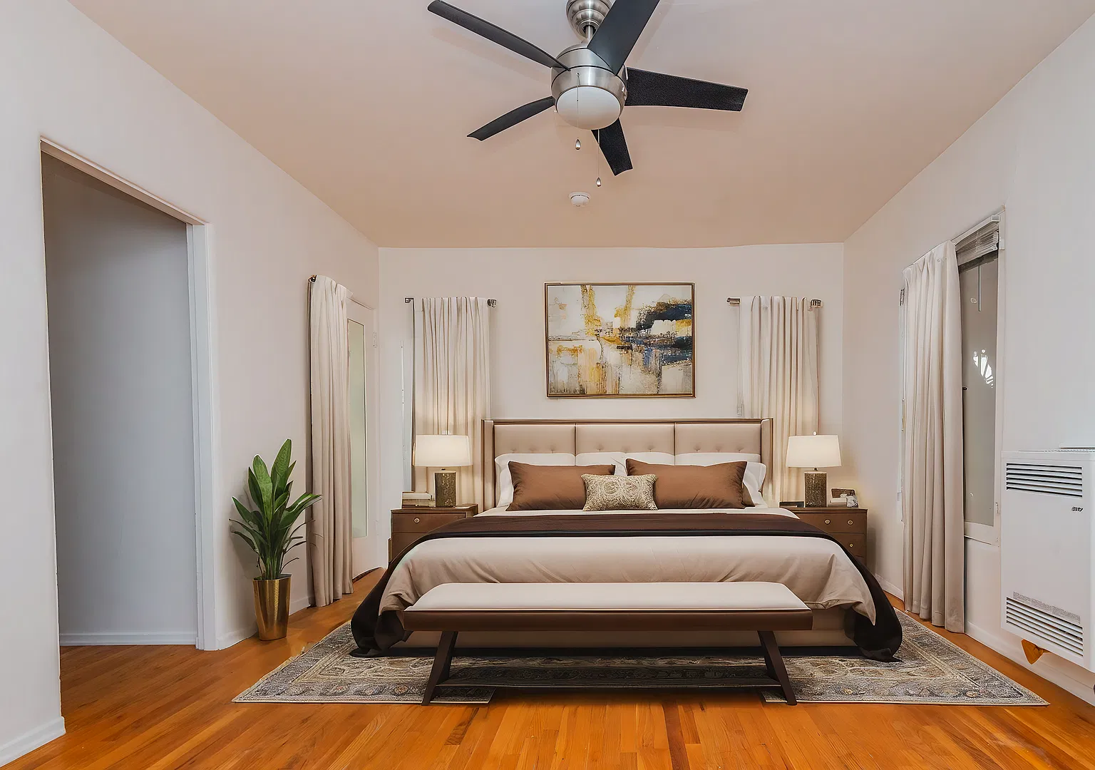 Citrus Apartments — Photo 1