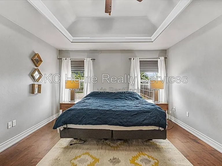 625 NE 23rd St — Photo 19