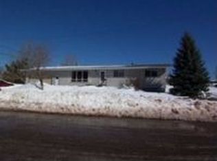 905 Wabash St, Ishpeming, MI 49849