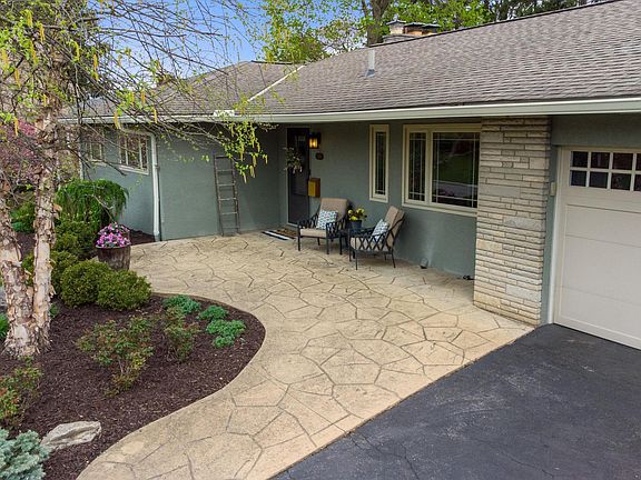 5th image of 2756 Donna Dr