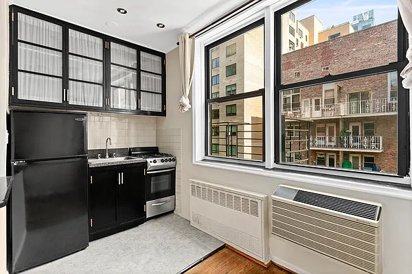 Rented by Corcoran | media 13