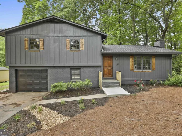 157 Hyde Cir, Newnan, GA 30263