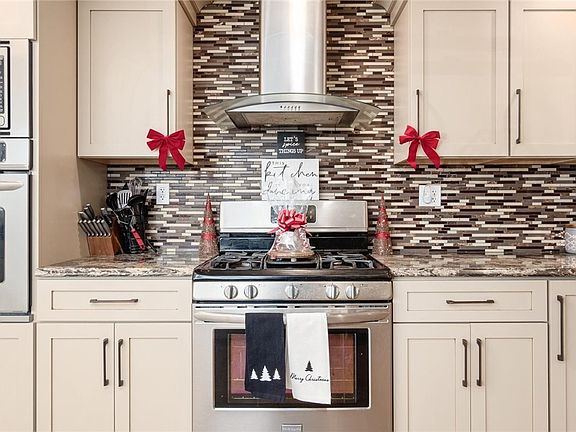 3rd image of 4375 Shimoda Ln