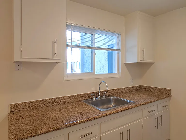 2117 Haste St — Photo 13