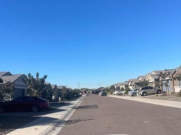 5th image of 6905 W Winston Dr