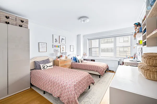 Sold by Compass | media 6