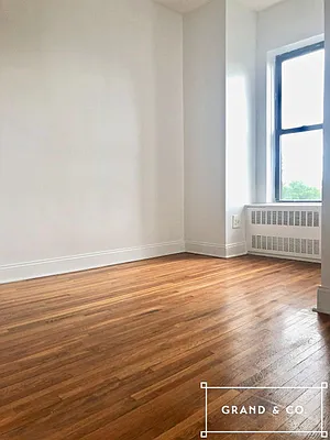 Rented by Grand & Co. | media 17