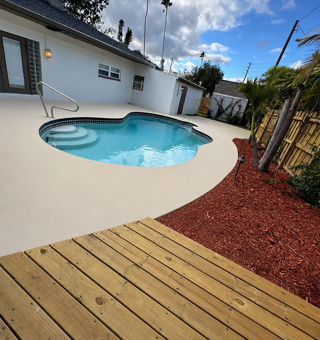 3 bed, 2.5 bath, 1589 sqft, $3,500 — Photo 2