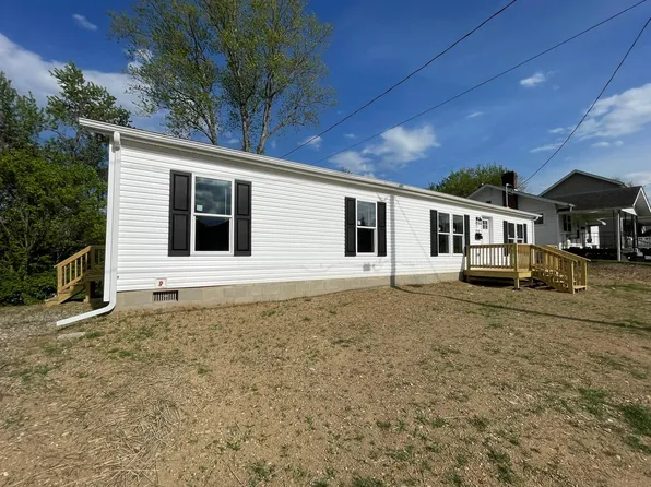 710 Spangler Dr, Zanesville, OH 43701