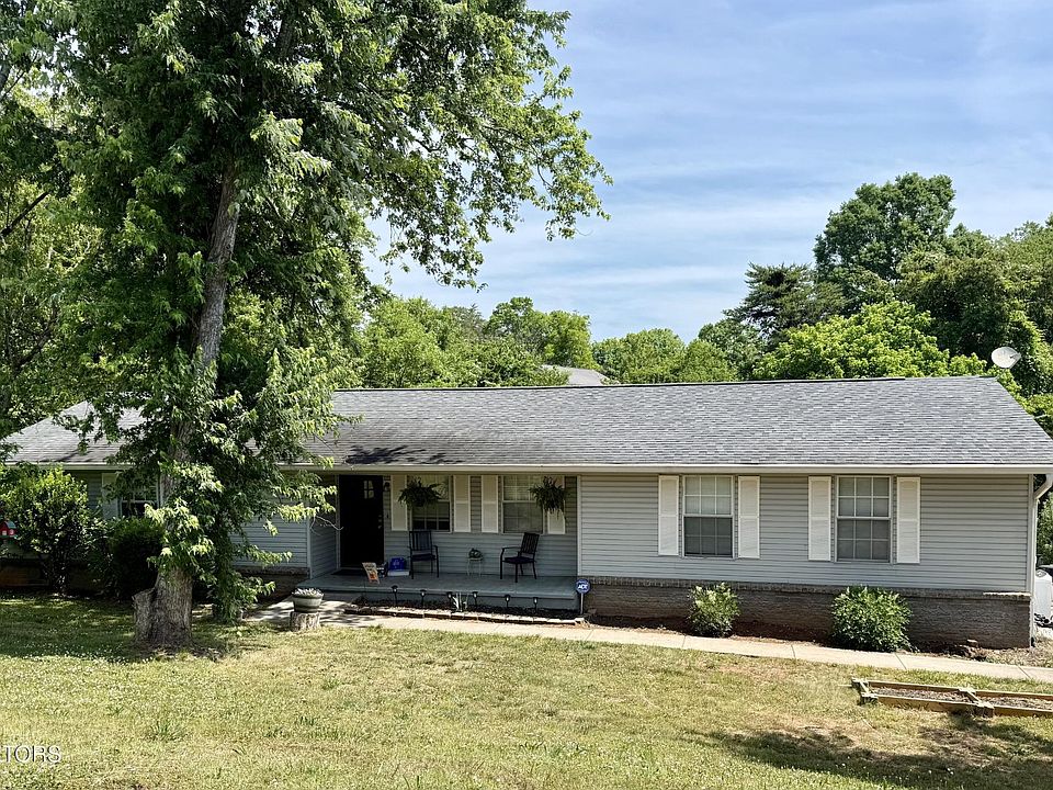 1st image of 3046 Johnston Rd