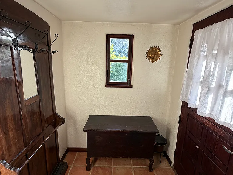 252 S Griffith Park Dr — Photo 12
