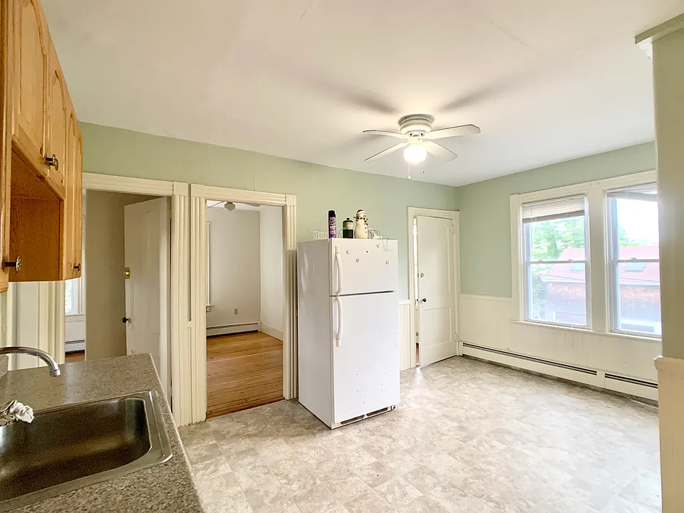 35 E Bowery St #2