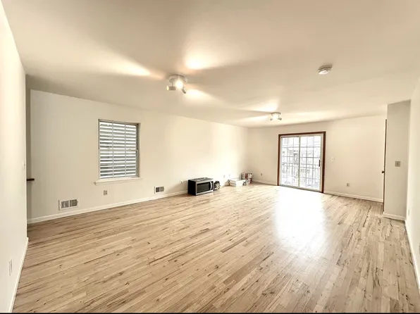 47 Jewett Avenue image 4 of 25