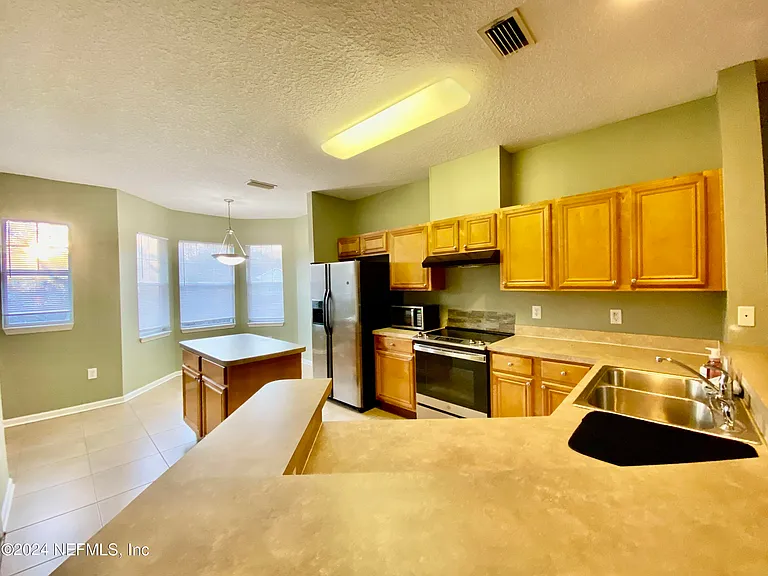 5663 Greenland Rd #304 — Photo 10
