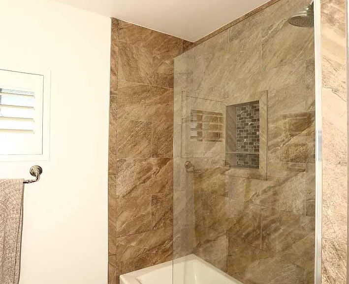 2055 W Edgemont Ave — Photo 3