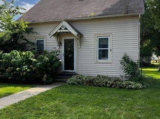 529 E 1st St N, Truman, MN 56088