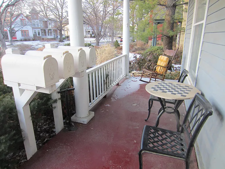 728 Ohio St #1 — Photo 3