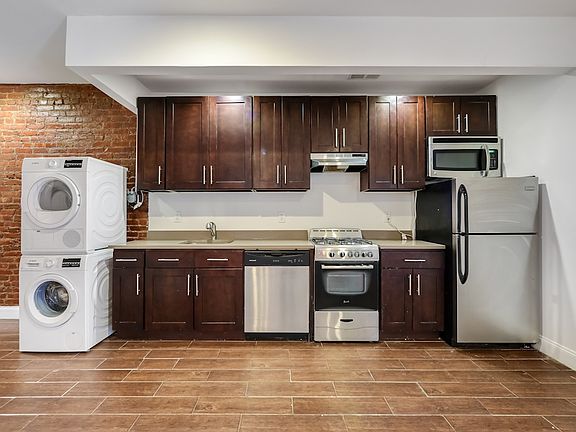 3rd image of 285 St Nicholas Ave APT 33