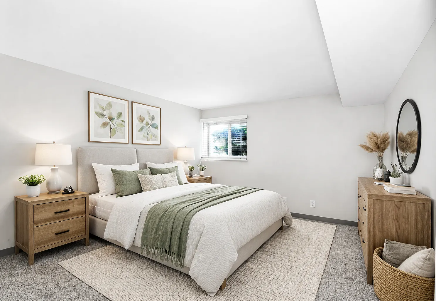 Thurber Square Apartments — Photo 4