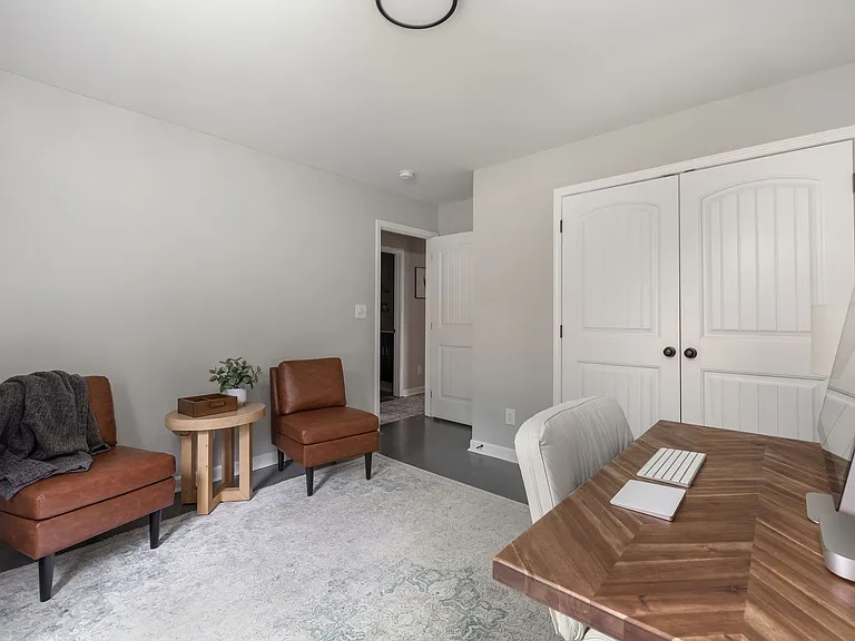 711 Ridgecrest Dr — Photo 26