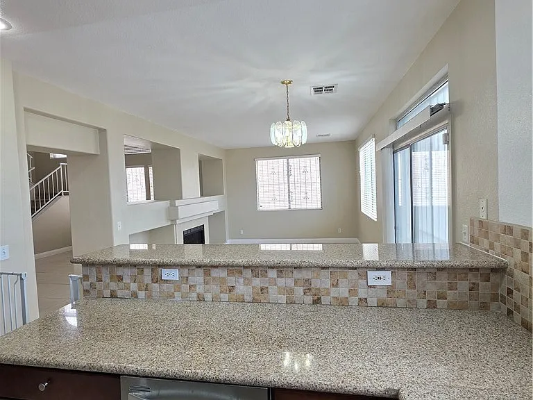2524 Silver Shadow Dr — Photo 24