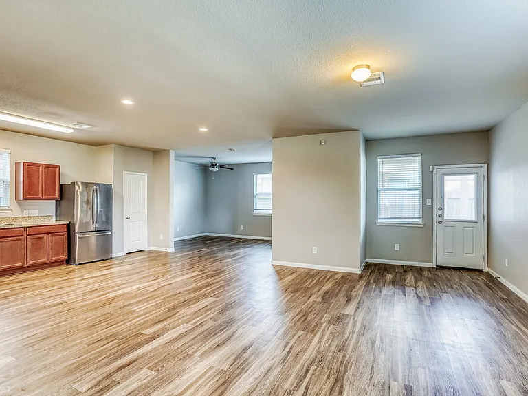 18606 Cooper Ravine Way — Photo 4