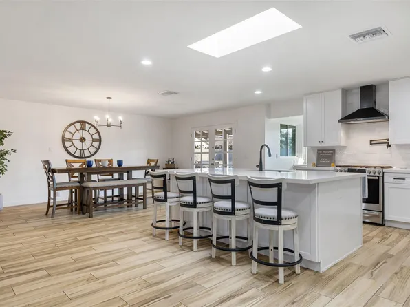 8307 E Earll Dr, Scottsdale, AZ 85251