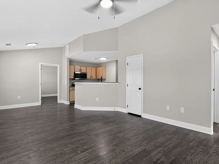 Cedar View — Photo 4