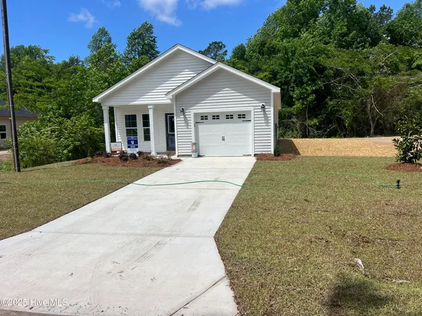 410 Hadnot Avenue, Maysville, NC 28555