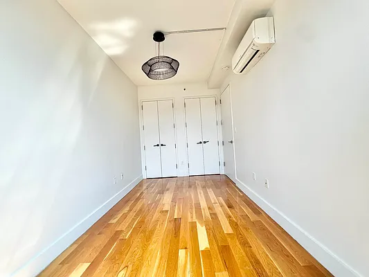 Rented by ERNY LLC | media 10