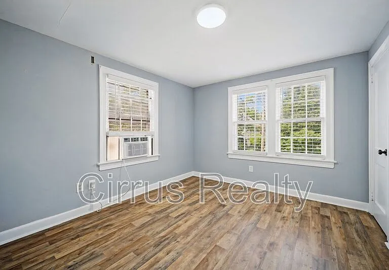 143 Maryland Ave #3 — Photo 4