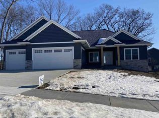 608 Owen St, Tiffin, IA 52340