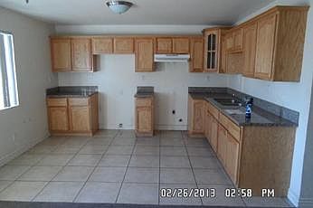 197-417602-kitchen-20217262