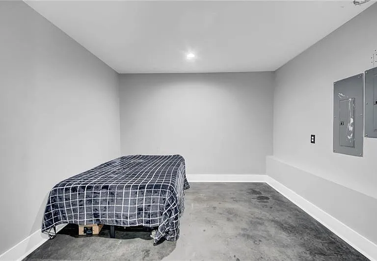 3355 E Gate Dr — Photo 40