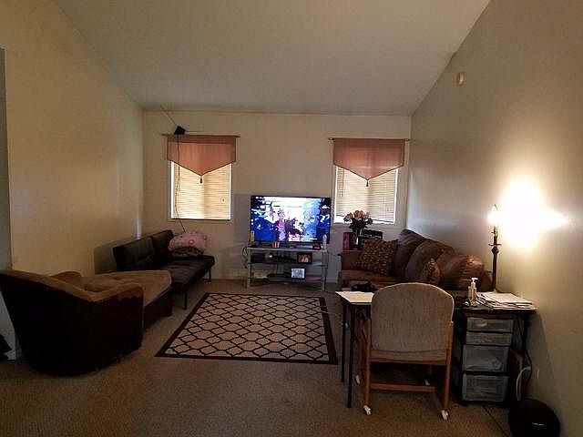 2nd image of 3045 Bangor Ln