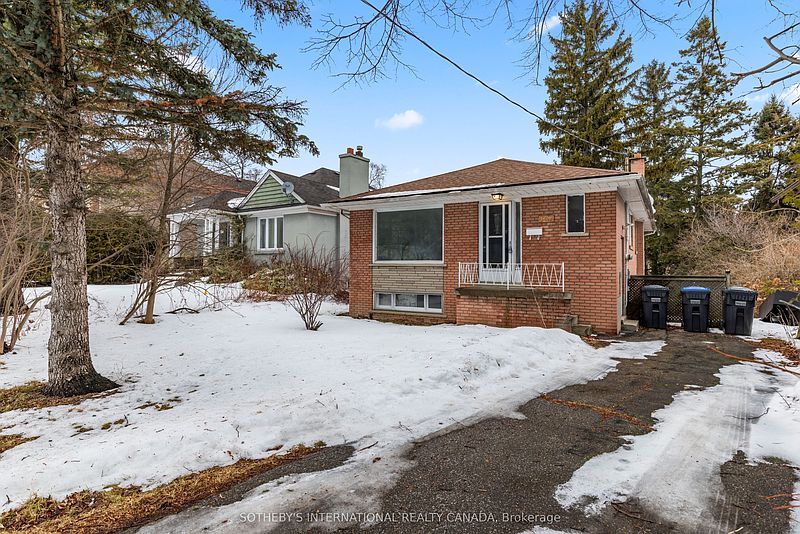 Mississauga House for rent - 3 Bedrooms — photo 2