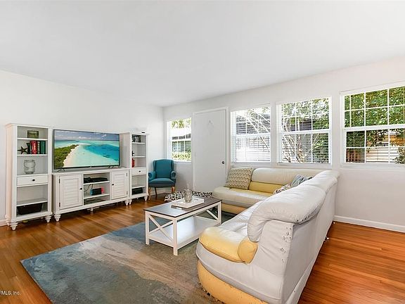 3rd image of 3729 Ponce De Leon Ave