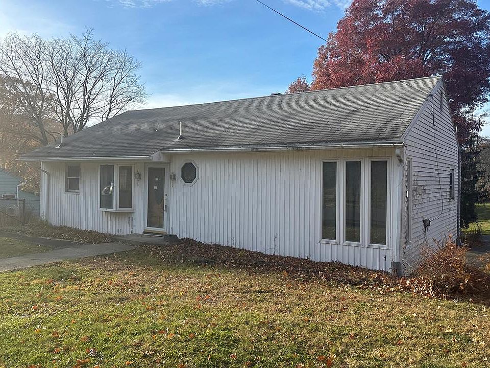 1st image of 172 Clay Rd
