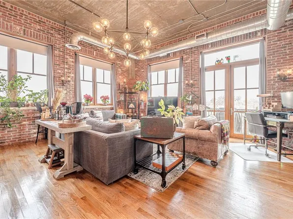 3235 Roswell Rd NE Unit 819, Atlanta, GA 30305