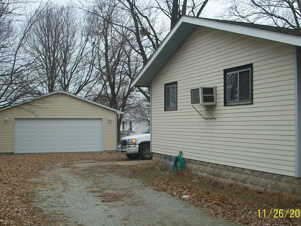 2nd image of 216 W Fleming St