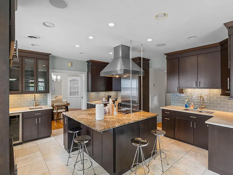 1785 Dupont Ave S #UPPER — Photo 14