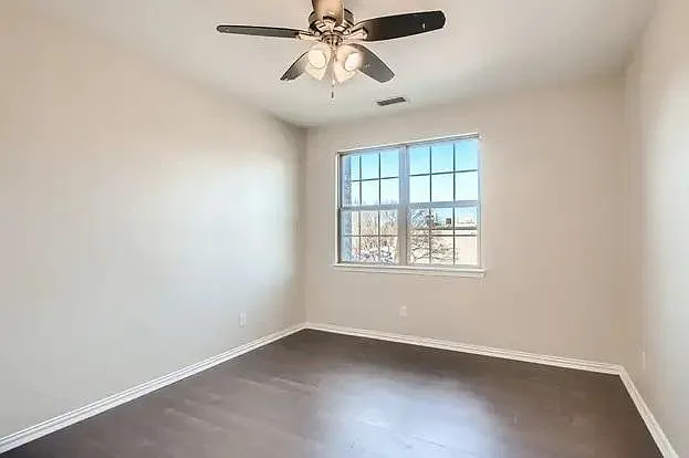 206 Alexandra Ave #1 — Photo 10