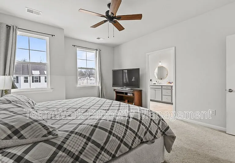 306 Spindlewood Way — Photo 23