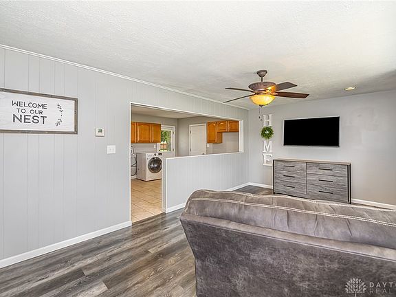 4th image of 344 Lutz Dr